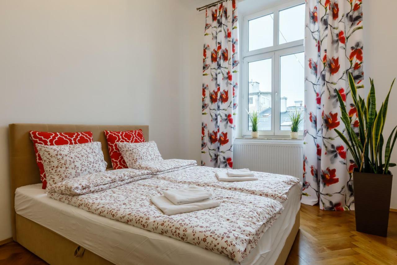 Ok Apartments Old Town كراكوفيا المظهر الخارجي الصورة