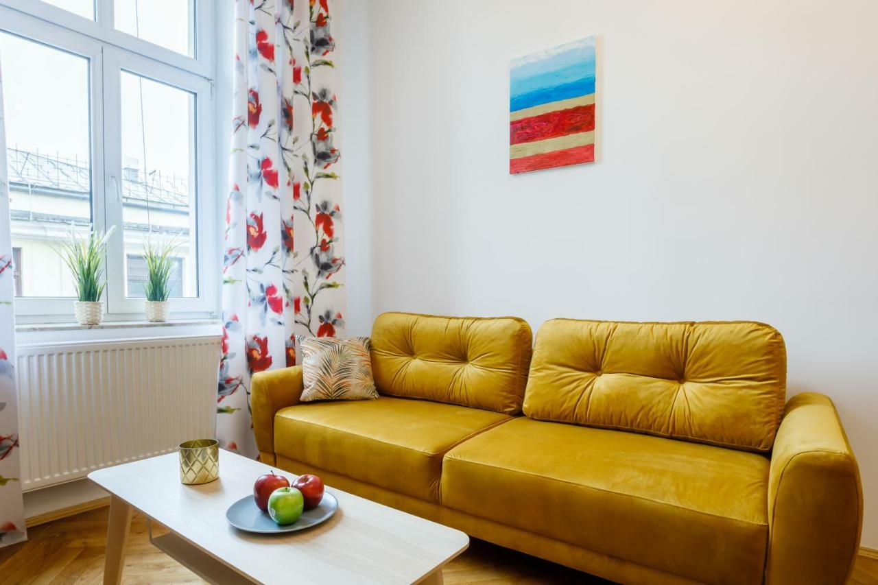Ok Apartments Old Town كراكوفيا المظهر الخارجي الصورة