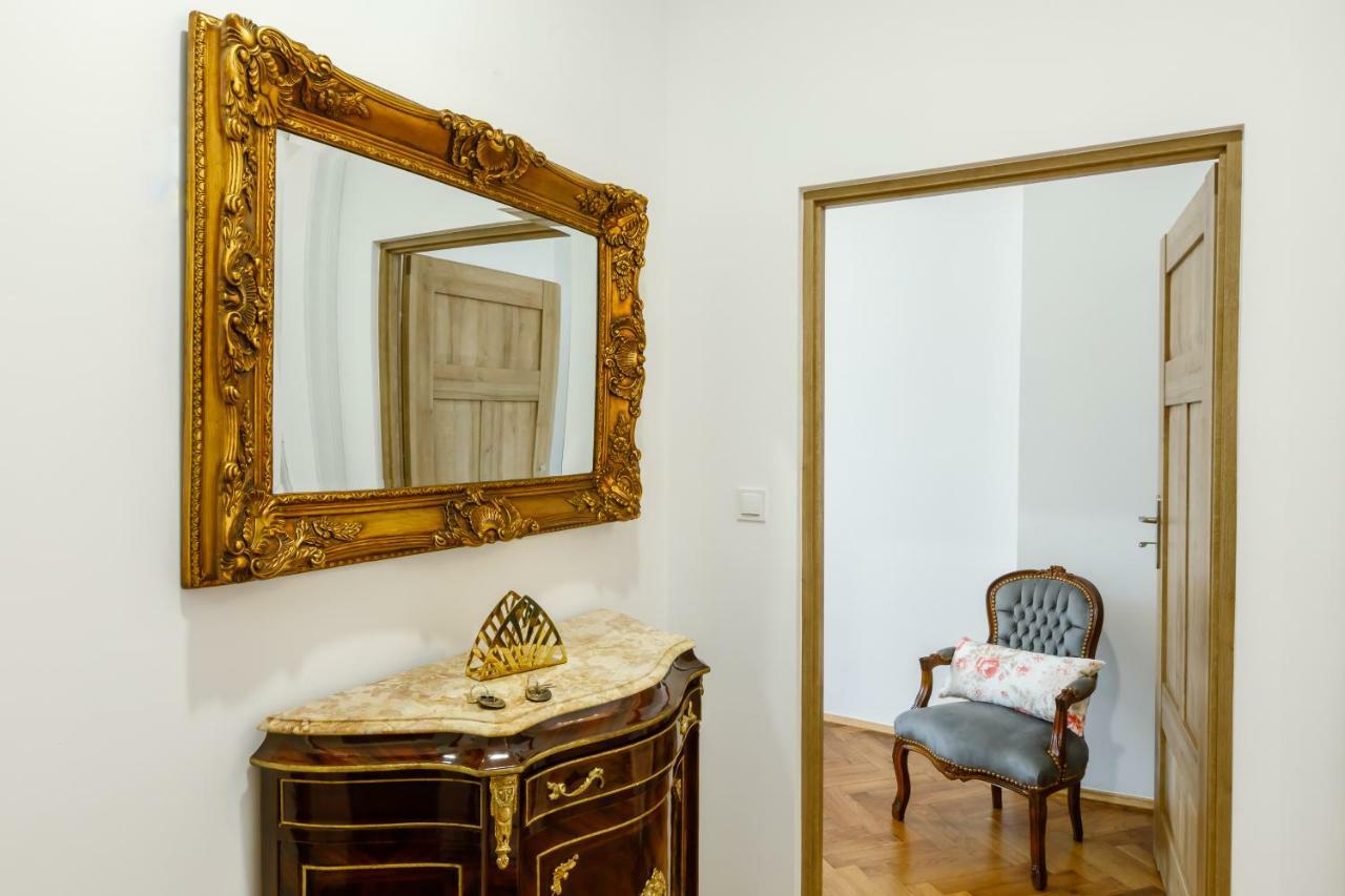 Ok Apartments Old Town كراكوفيا المظهر الخارجي الصورة