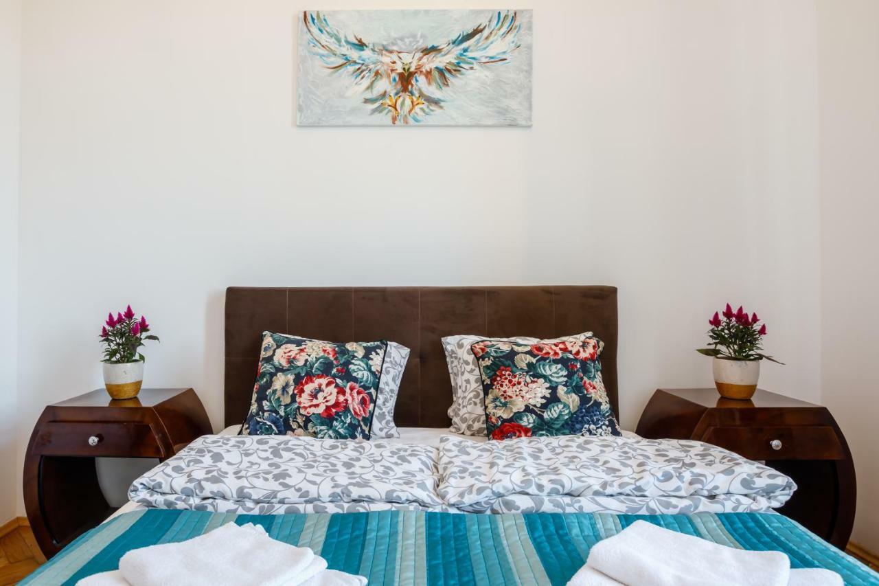 Ok Apartments Old Town كراكوفيا المظهر الخارجي الصورة